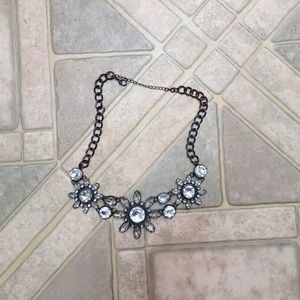 Flower crystal necklace